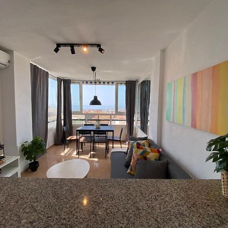 Apartamento con impresionante vista, piscina y parking Benalmádena Esterno foto