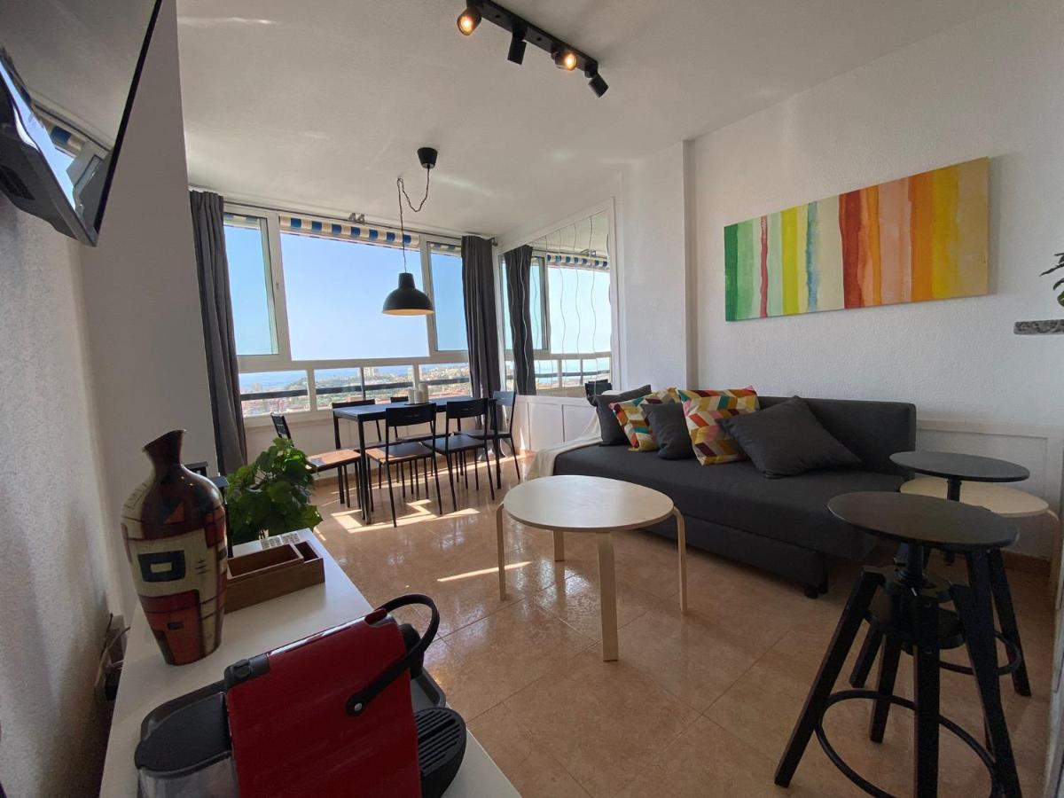 Apartamento con impresionante vista, piscina y parking Benalmádena Esterno foto