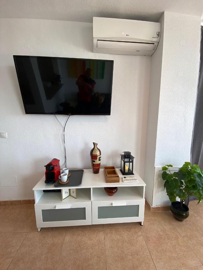 Apartamento con impresionante vista, piscina y parking Benalmádena Esterno foto