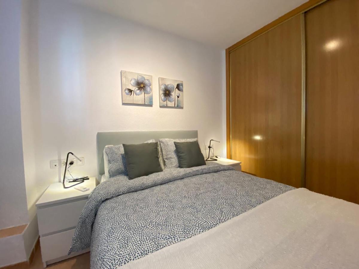 Apartamento con impresionante vista, piscina y parking Benalmádena Esterno foto